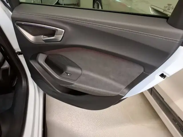 Audi S5 view 10