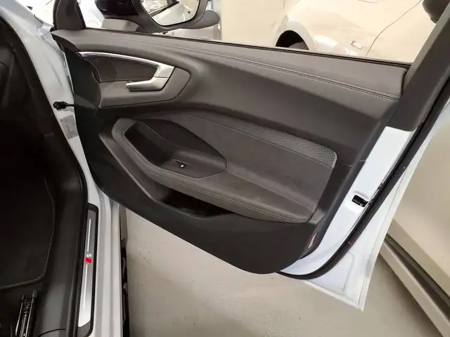 Audi S5 view 12