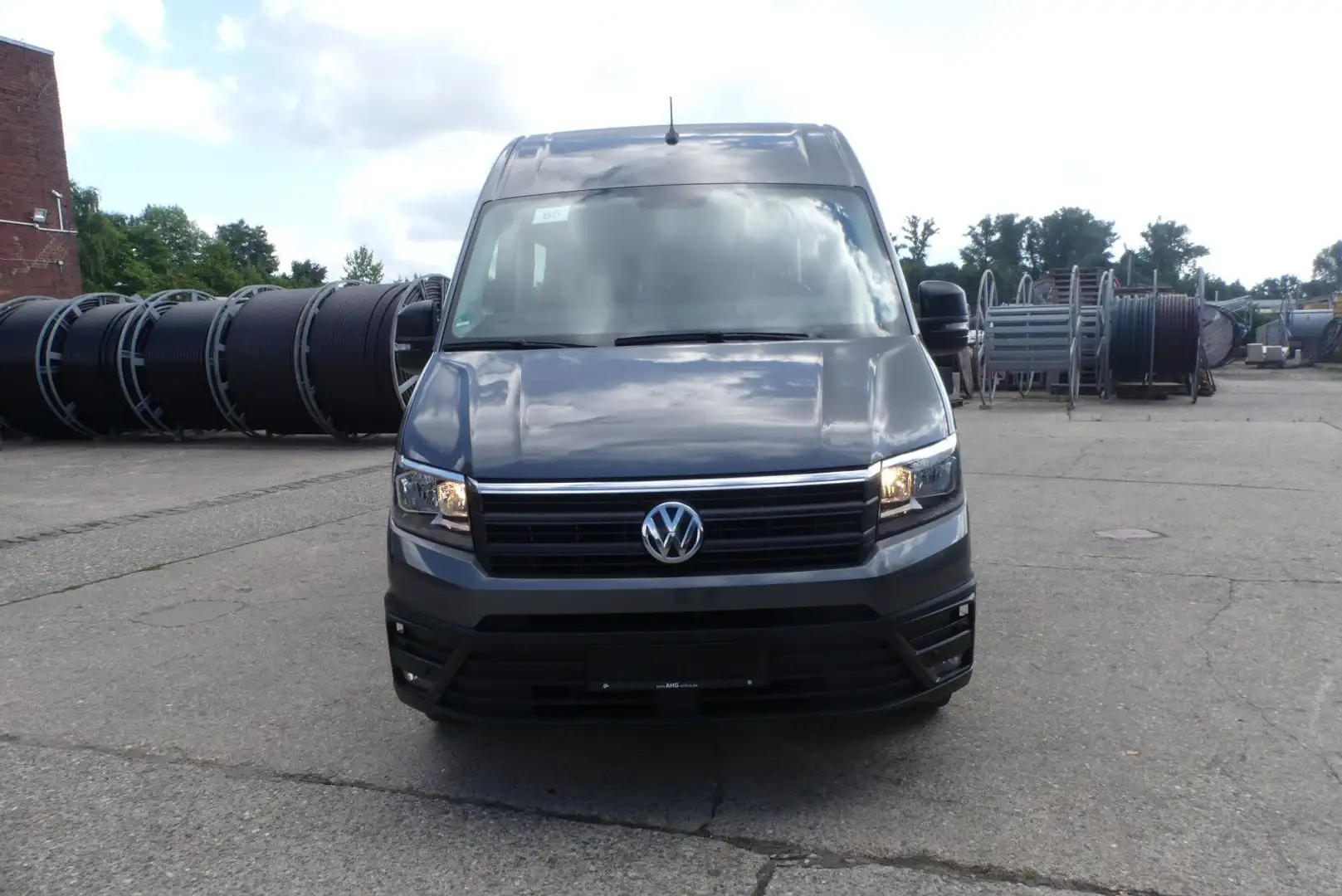 Volkswagen Crafter 2.0 PLUS Maxi Mixto*Temp*Klima*Navi*AHK* Серый - 2
