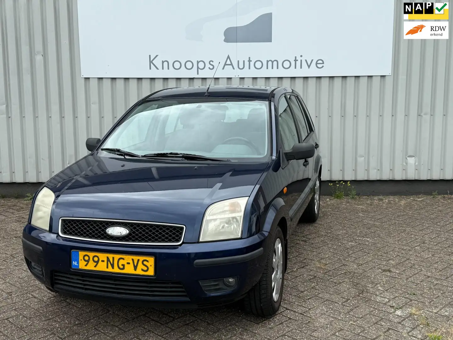 Ford Fusion 1.4-16V Luxury Automaat Blauw - 1