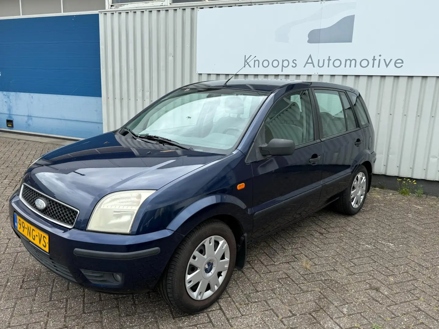 Ford Fusion 1.4-16V Luxury Automaat Blauw - 2