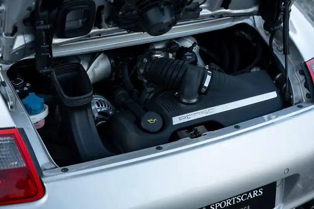 Porsche 997 view 15