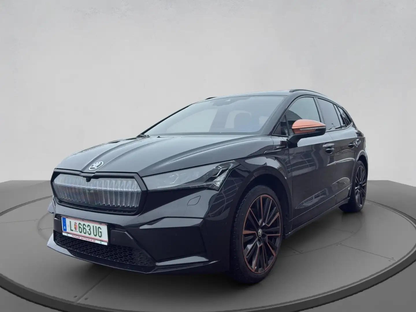 Skoda Enyaq DAB Leder Stdhzg AUT Distr Navi RKam Klima Schwarz - 1