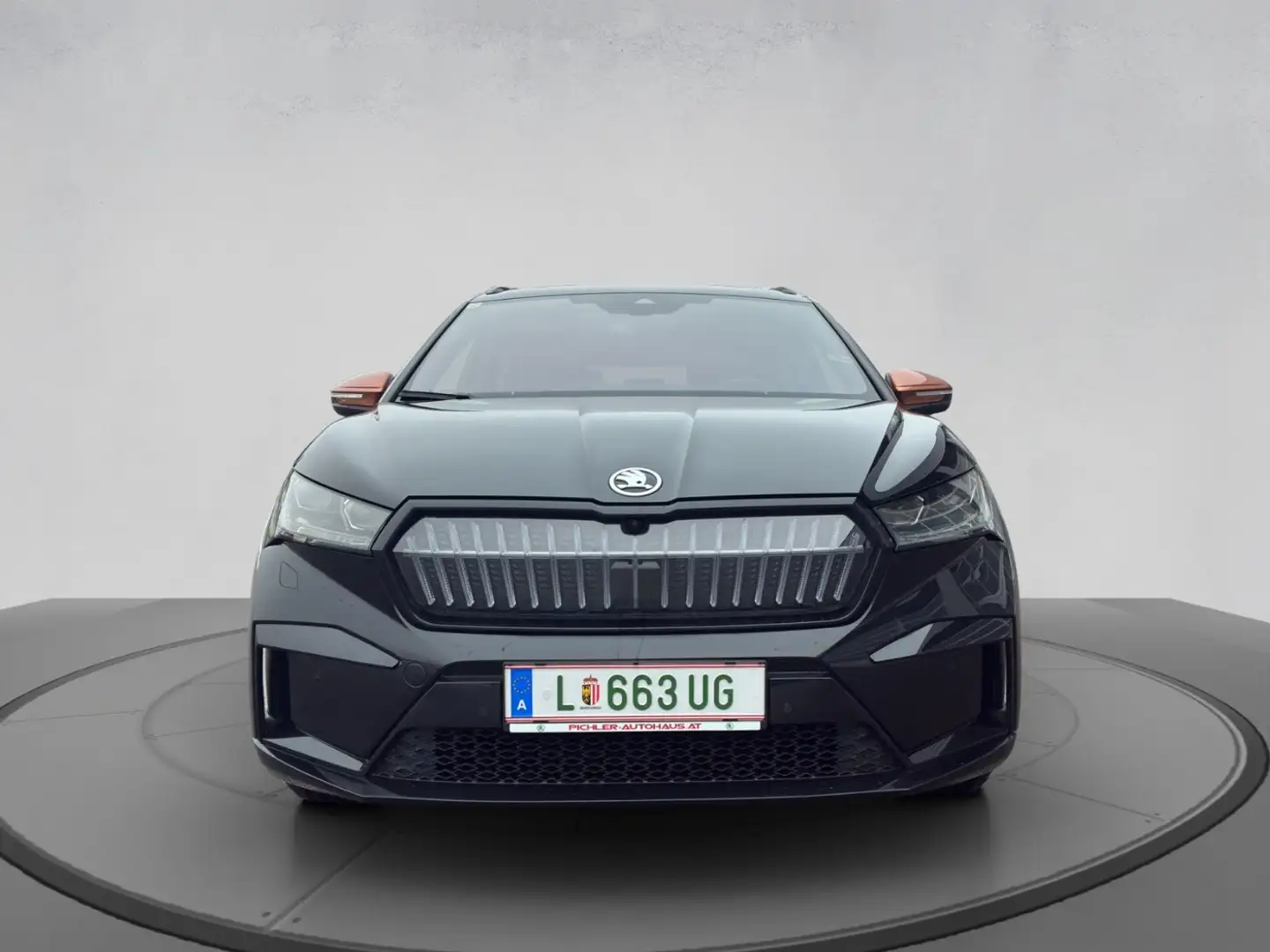 Skoda Enyaq DAB Leder Stdhzg AUT Distr Navi RKam Klima Schwarz - 2