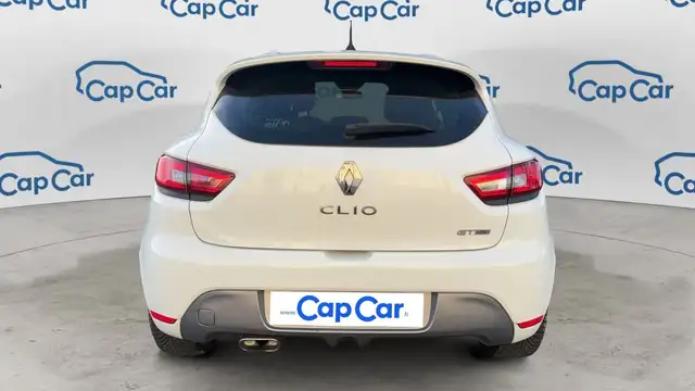 Renault Clio view 3