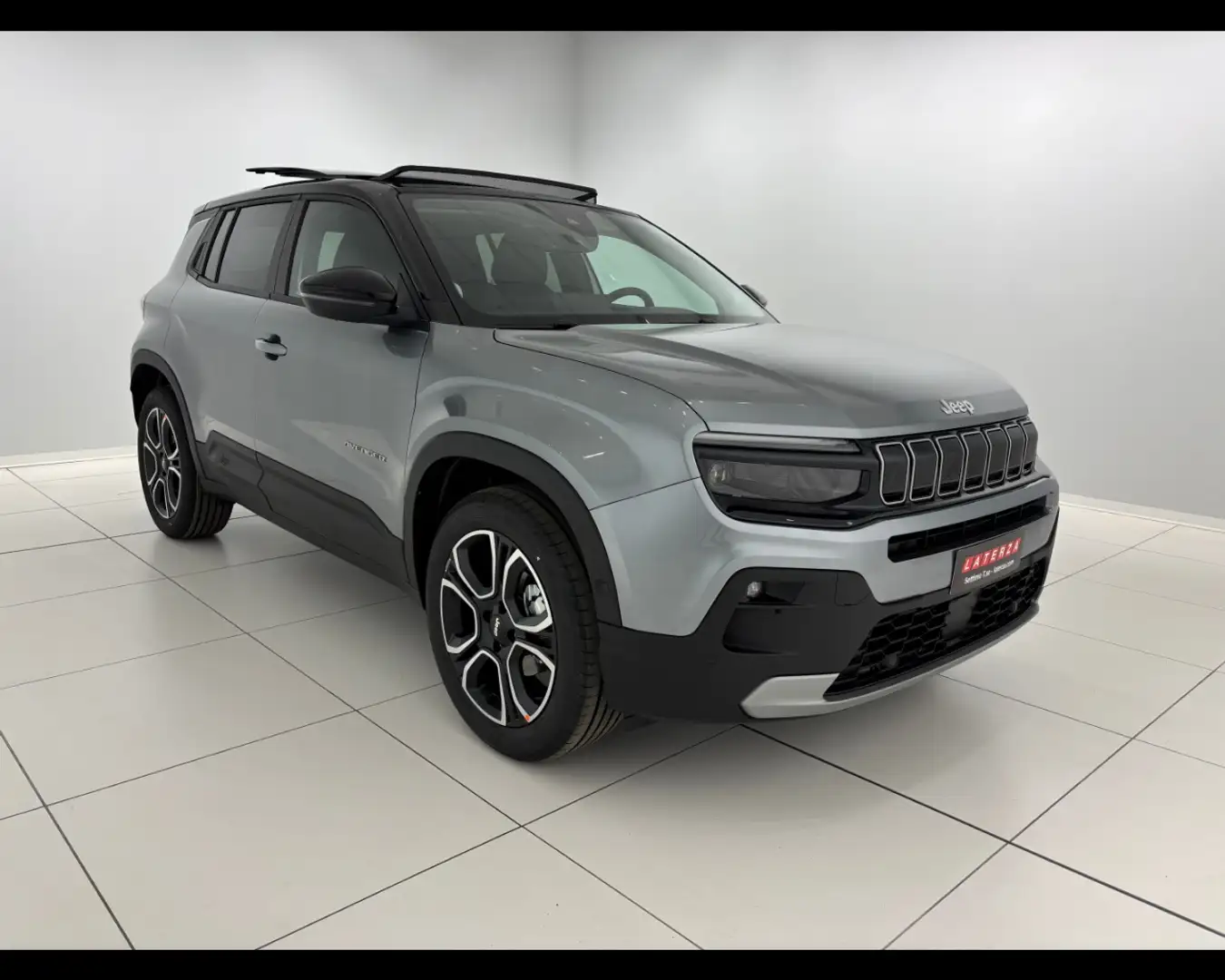 Jeep Avenger 1.2 Turbo Summit Gris - 1