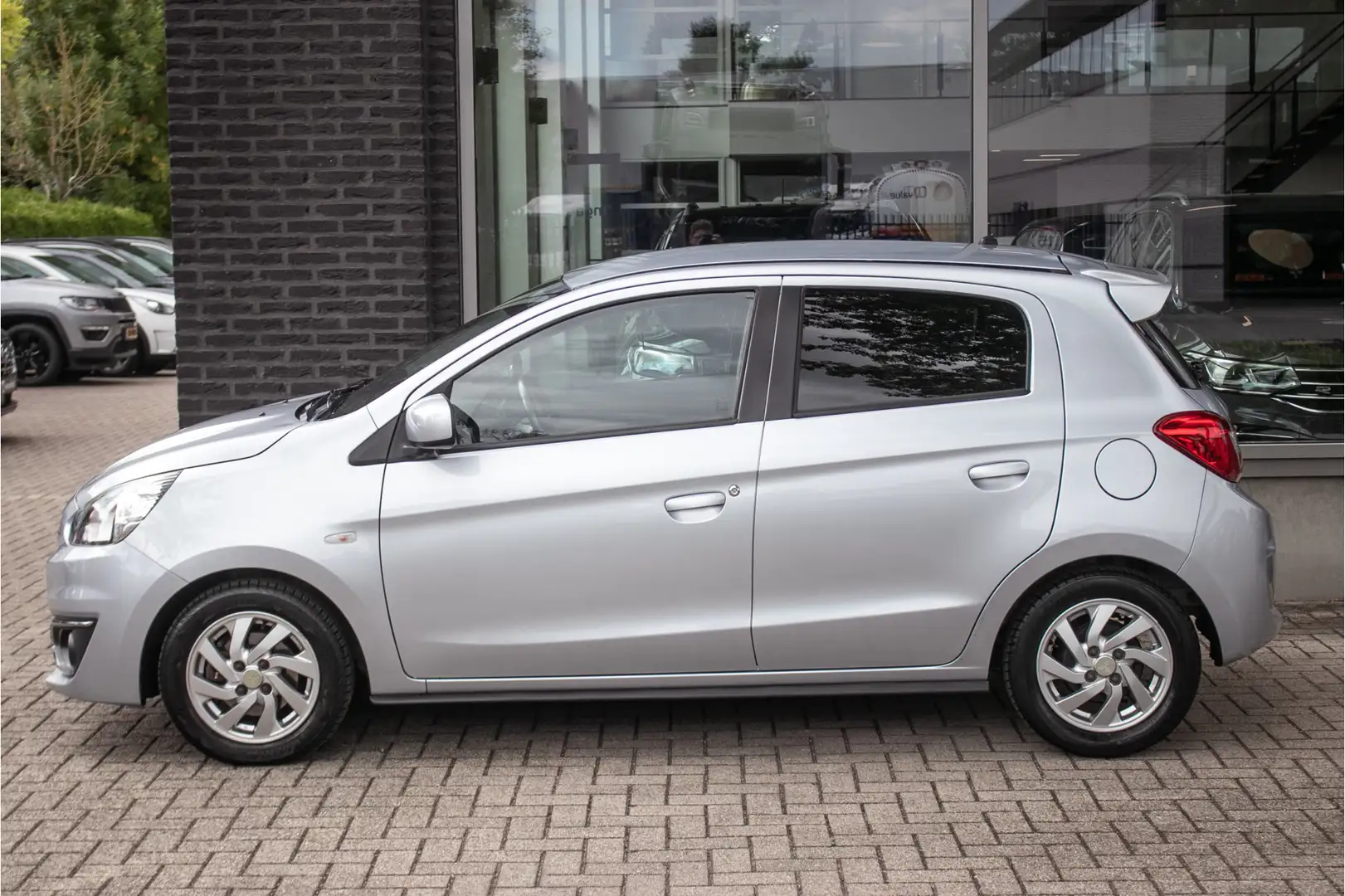 Mitsubishi Space Star 1.0 Intense - Al-in rijklrprs | Airco | goed onder Gris - 2
