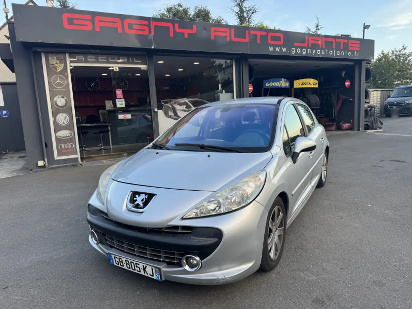 Peugeot 207 1.6 VTI 16V PREMIUM PACK 5P Grau - 1