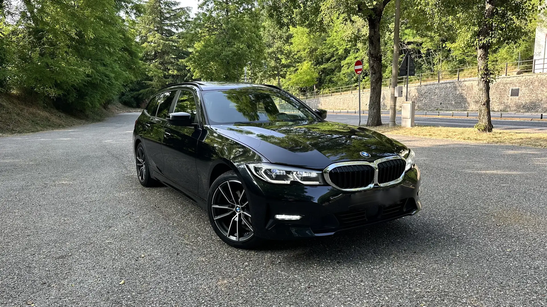 BMW 320 320d Touring mhev 48V Msport auto Nero - 1