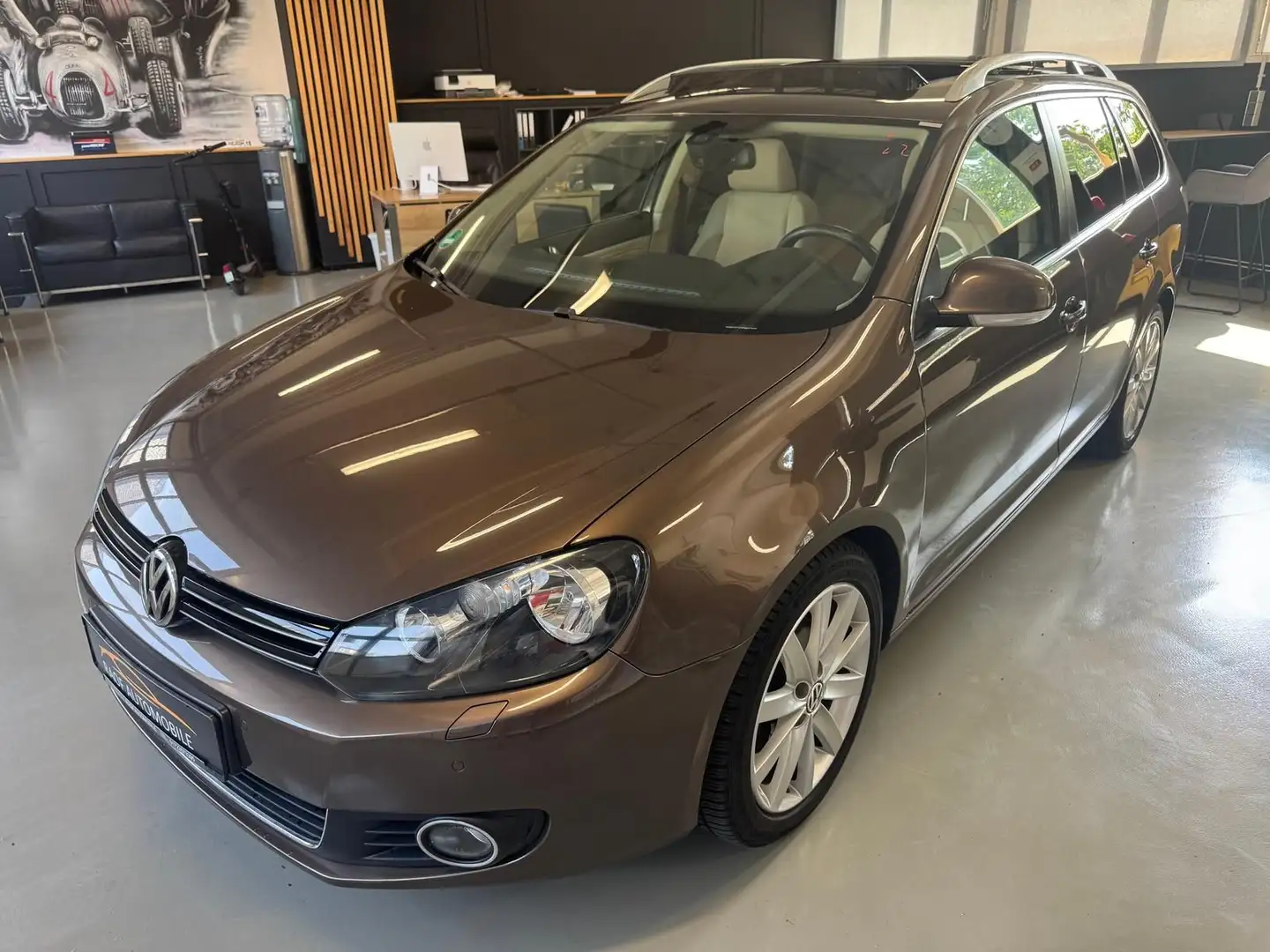 Volkswagen Golf 1.4 16V TSI HIGHLINE SHZ KLIMA NAVI Brun - 1