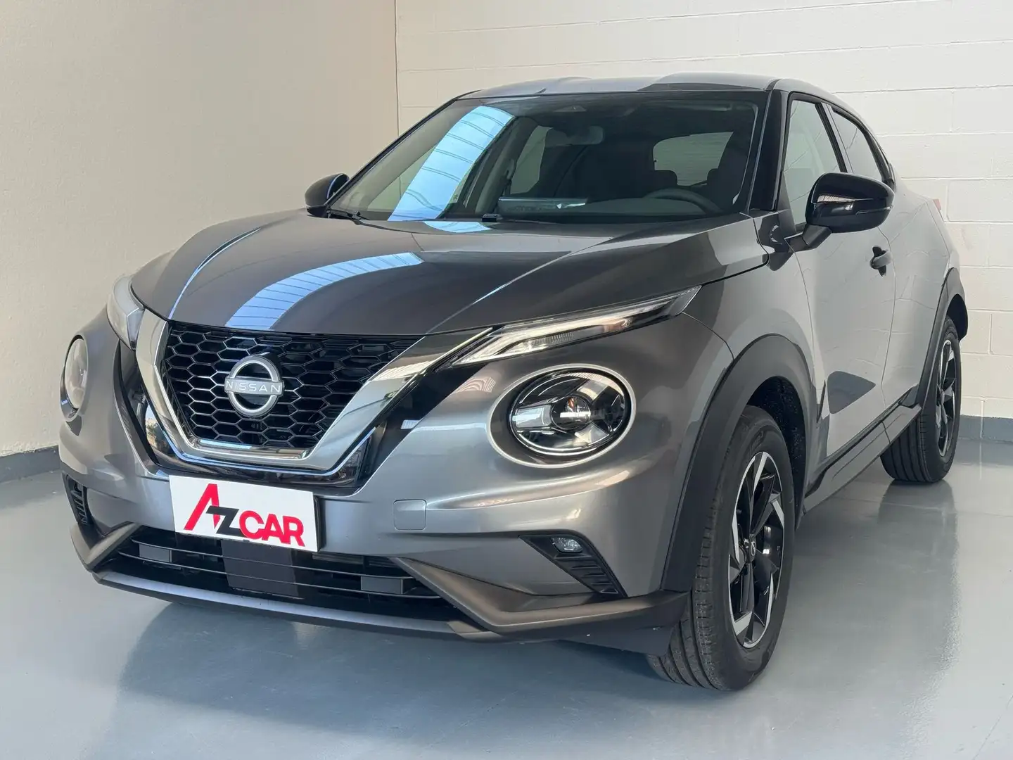 Nissan Juke 1.0 DIG-T 114 CV Acenta Grau - 1