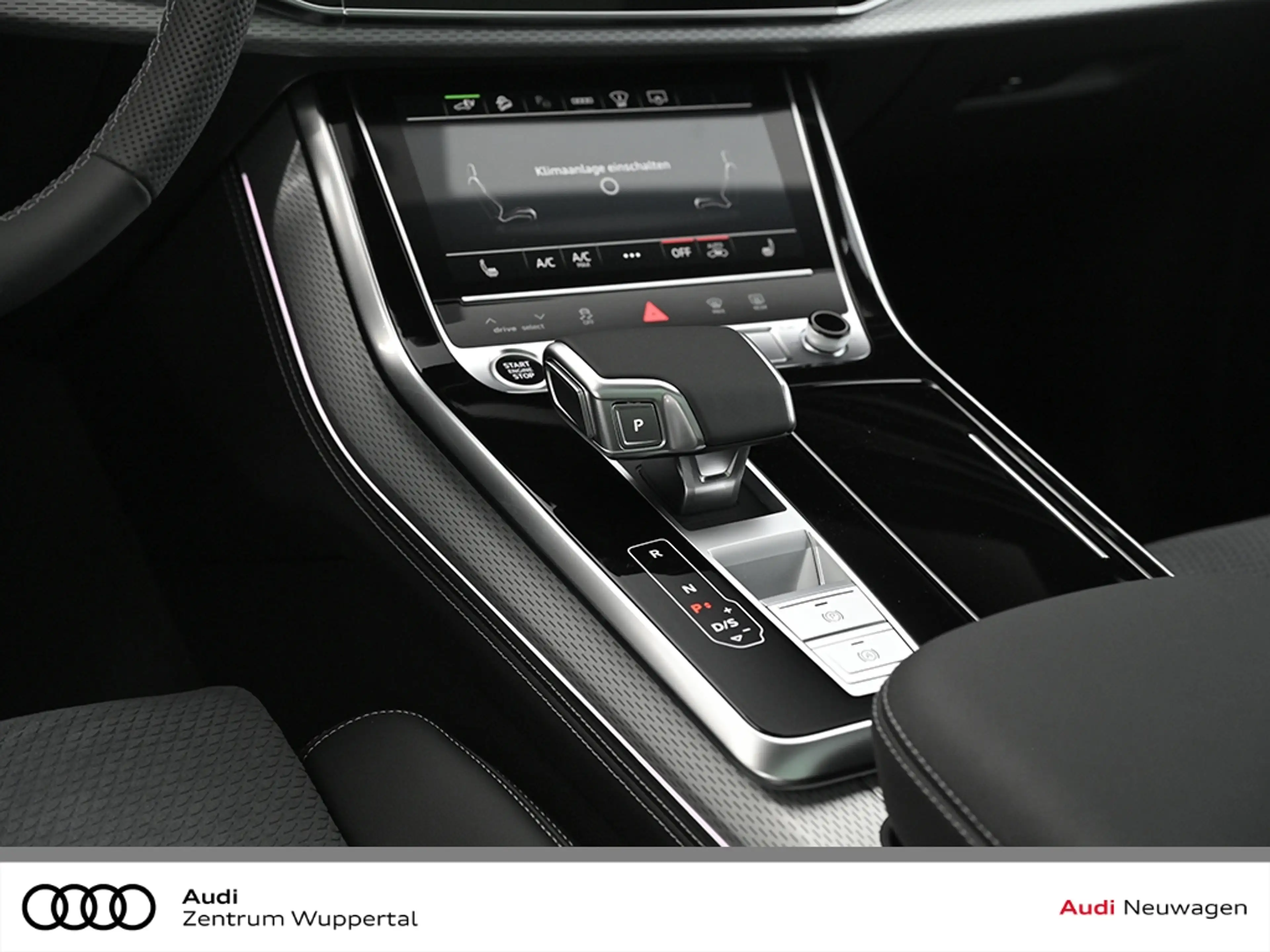 Audi Q7 SUV E-HYBRID PANO AHK 360KAMERA HD MATRIX LED — photo 13