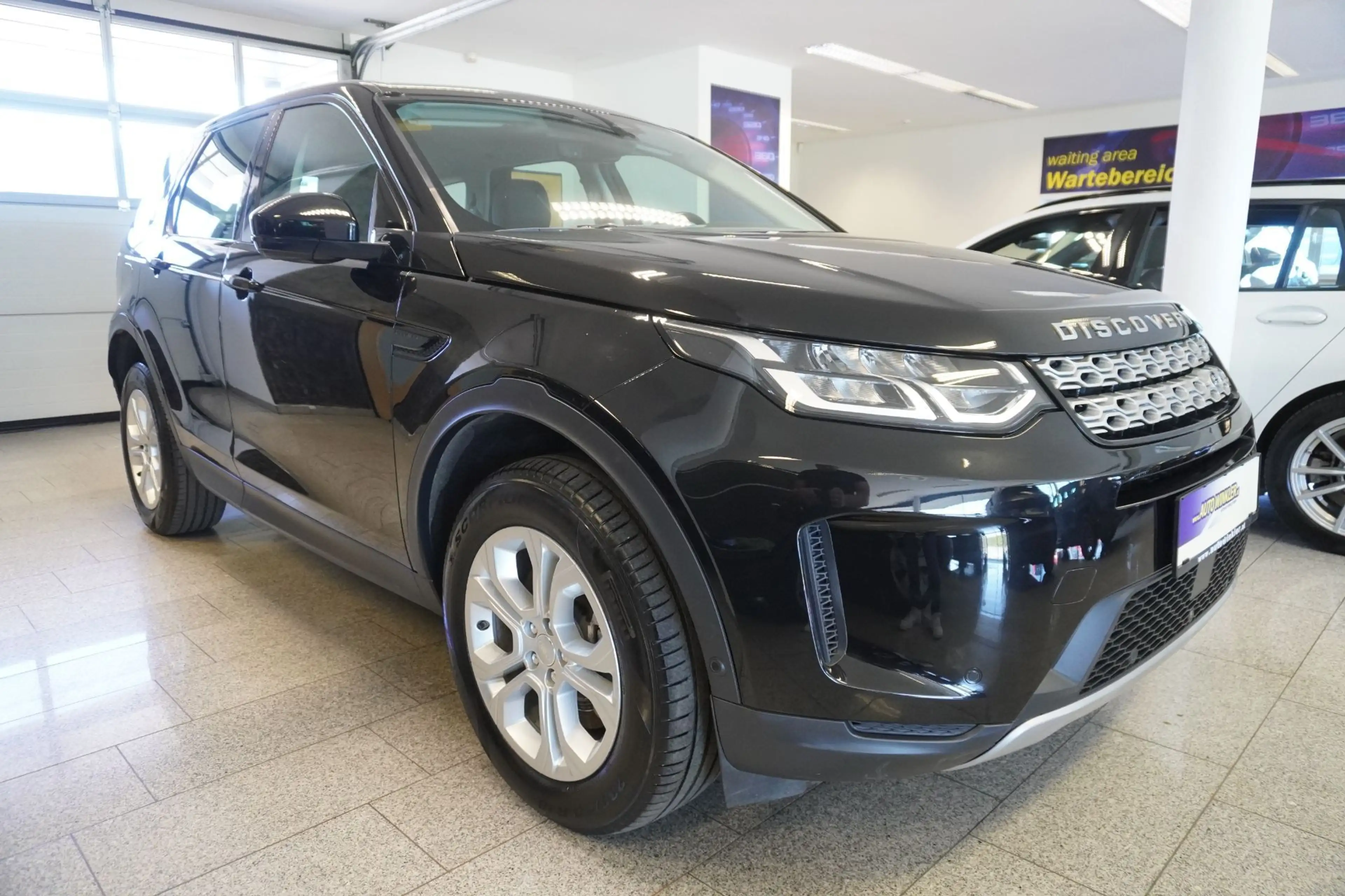 Land Rover Discovery Sport P300e PHEV AWD Aut./AHV/LED/Navi — photo 3