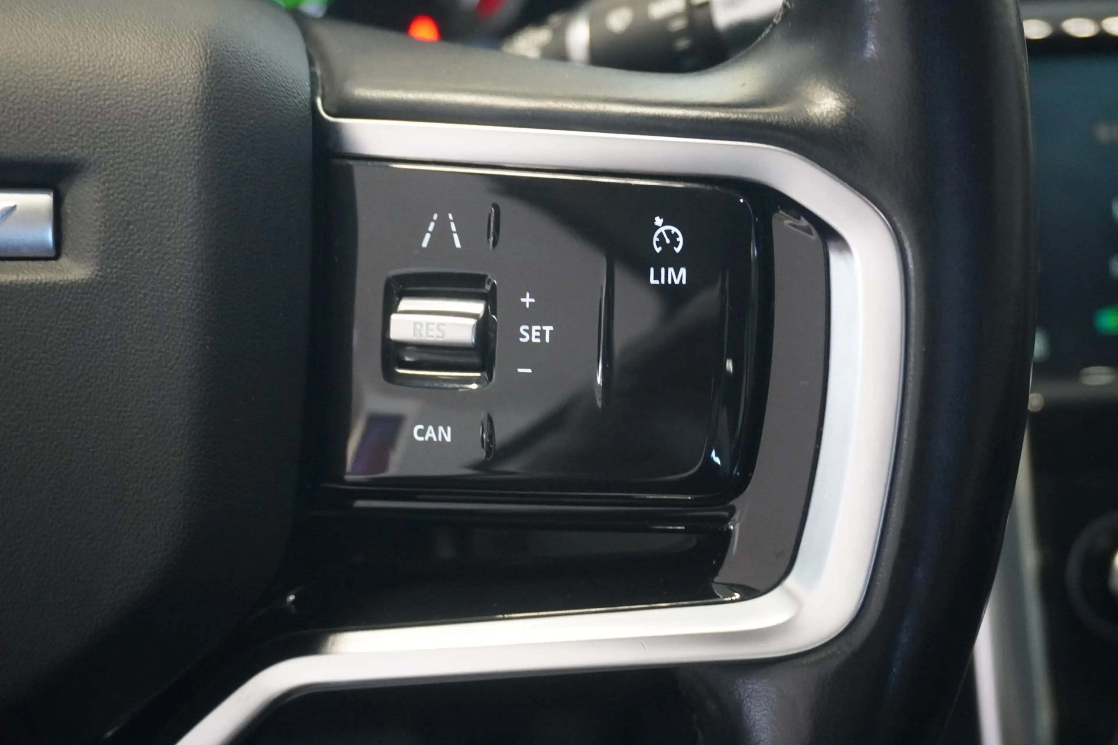 Land Rover Discovery Sport P300e PHEV AWD Aut./AHV/LED/Navi — photo 13