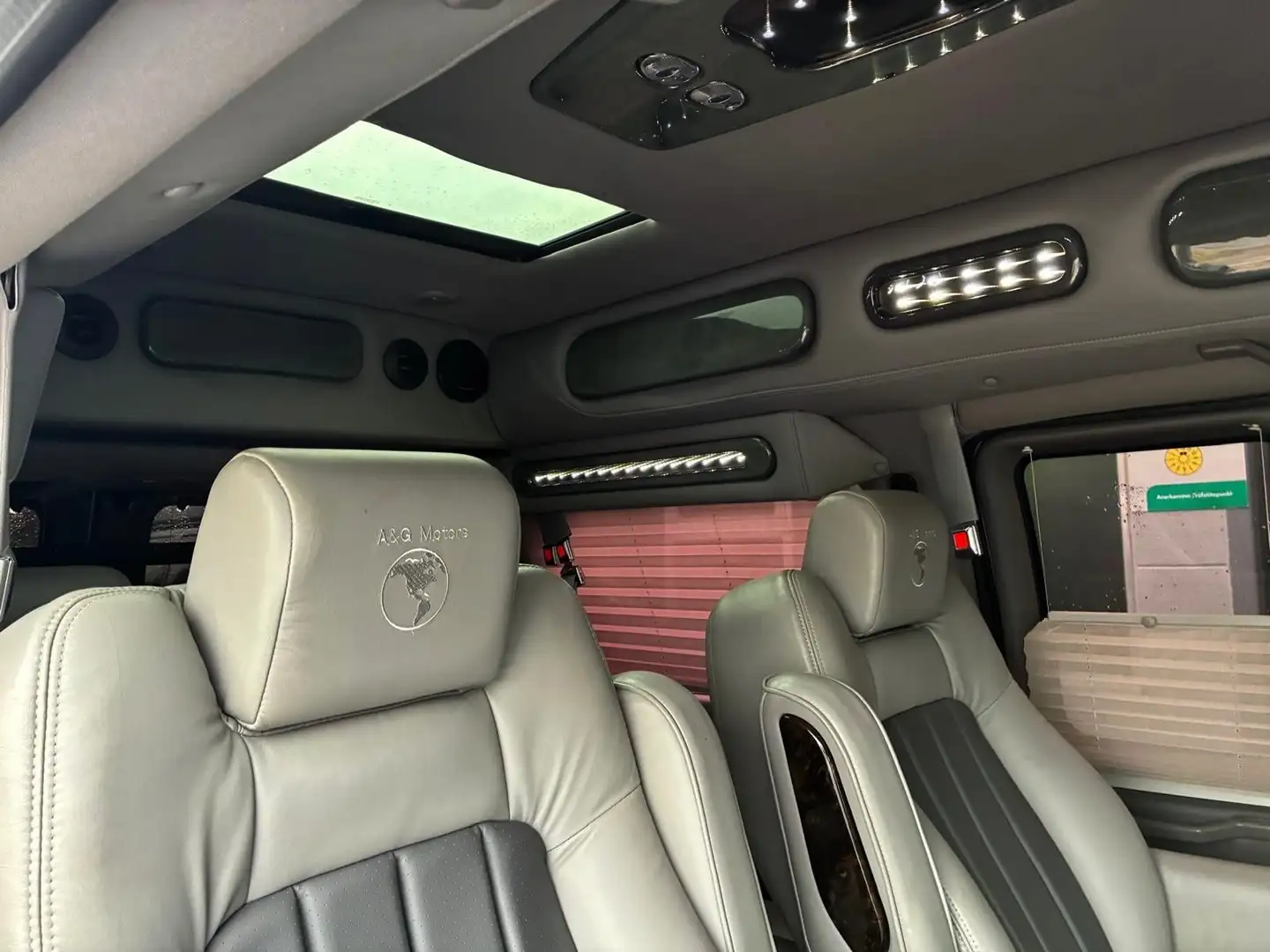 GMC Savana Express 5,3l V8 Explorer Limited A Silber - 2