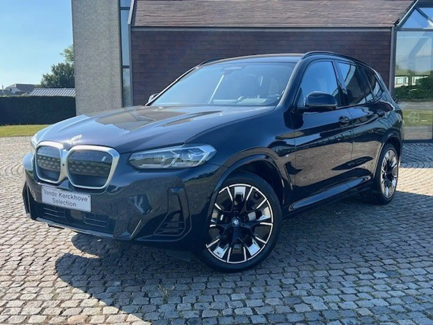 BMW iX3 Carbonschwarz M Sportpakket  HK  Sound Negro - 1