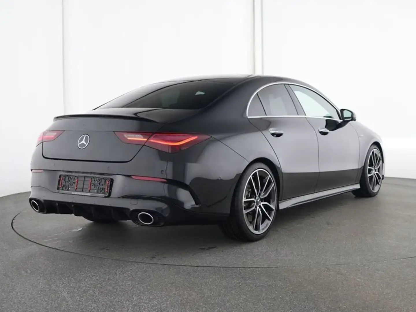 Mercedes-Benz CLA 35 AMG 4M PANO+BURM+FAHRASSI+19"+MBEAM+360°+ Noir - 2