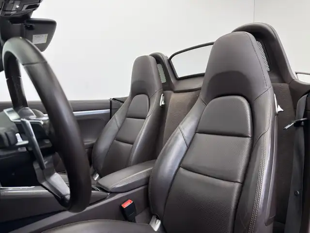 Porsche Boxster view 14