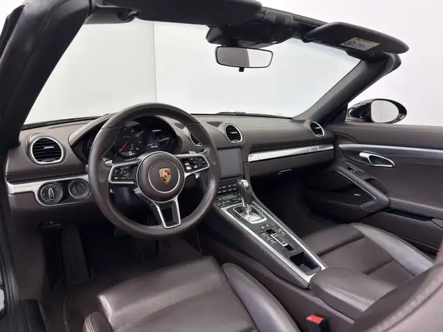 Porsche Boxster view 15