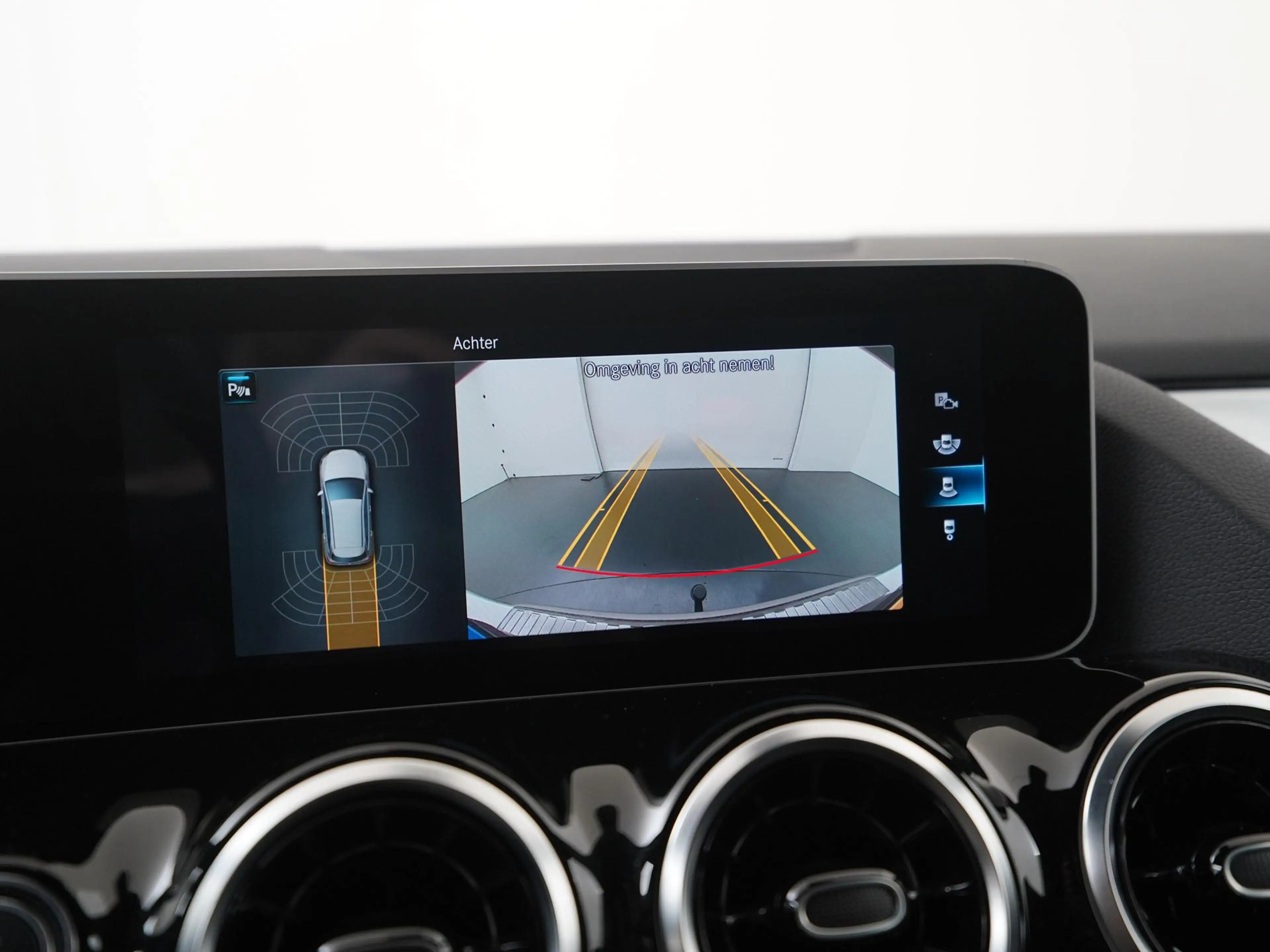 Mercedes-Benz B 180 Launch Edition Premium Plus | Trekhaak | Widescree — photo 22
