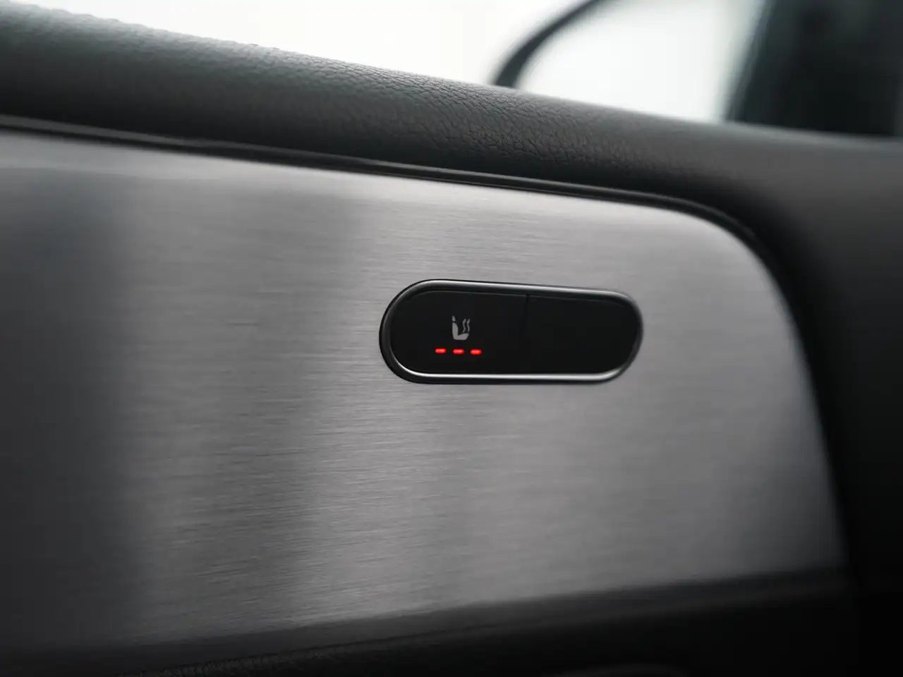 Mercedes-Benz B-Class Launch Edition Premium Plus Trekhaak Widescree, миниатюра 23