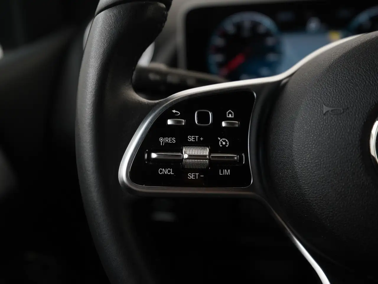 Mercedes-Benz B-Class Launch Edition Premium Plus Trekhaak Widescree, миниатюра 8