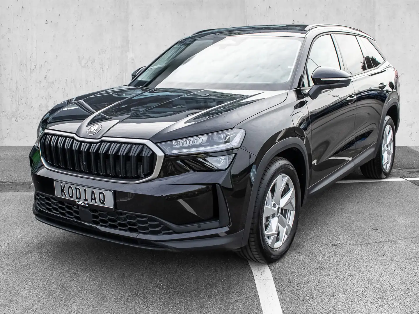 Skoda Kodiaq 150kW 1.5 TSI iV Selection MATRIX 4xSHZ Zwart - 2