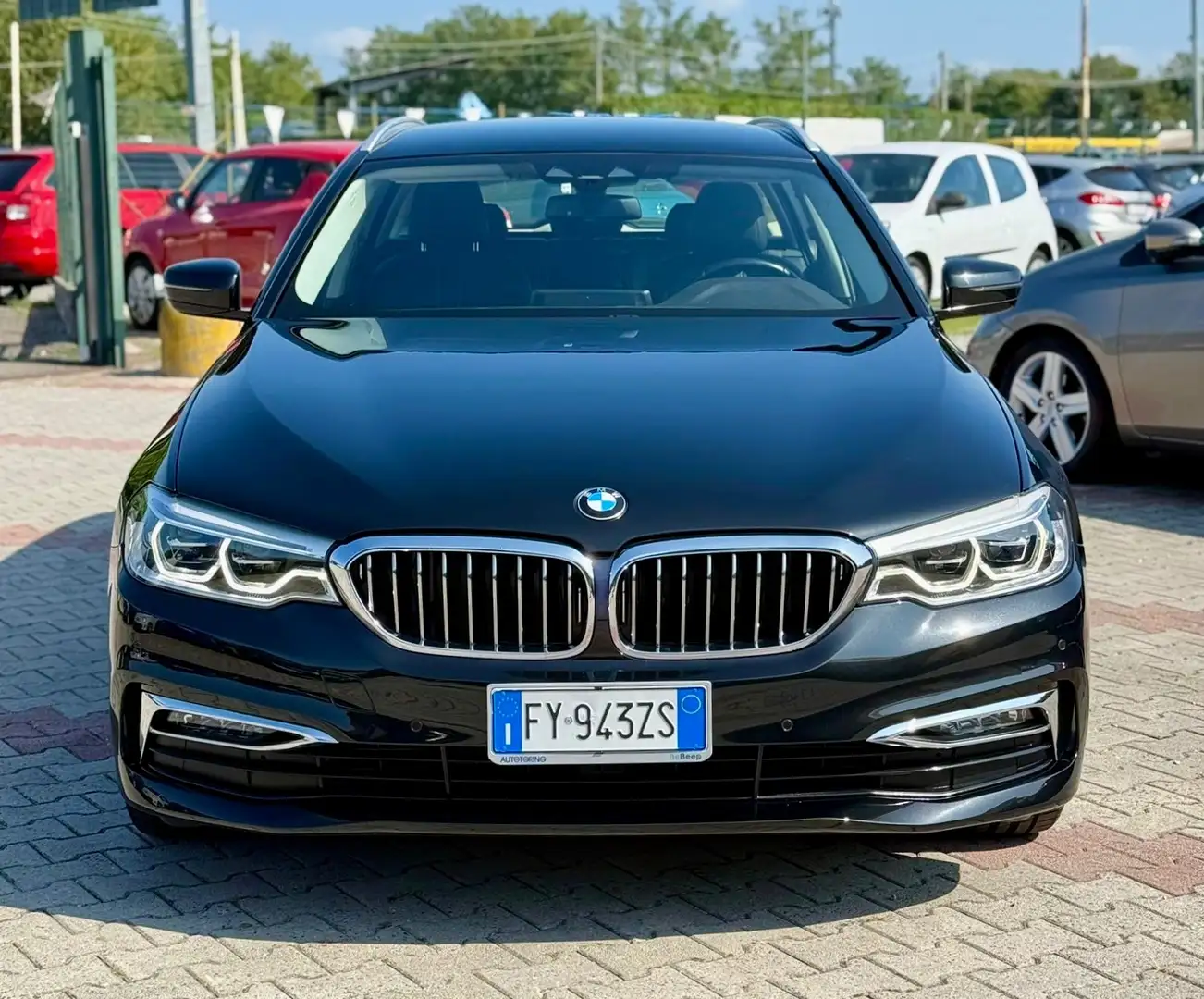 BMW 530 d Touring xdrive Luxury 249cv auto *EURO 6D TEMP* Nero - 2