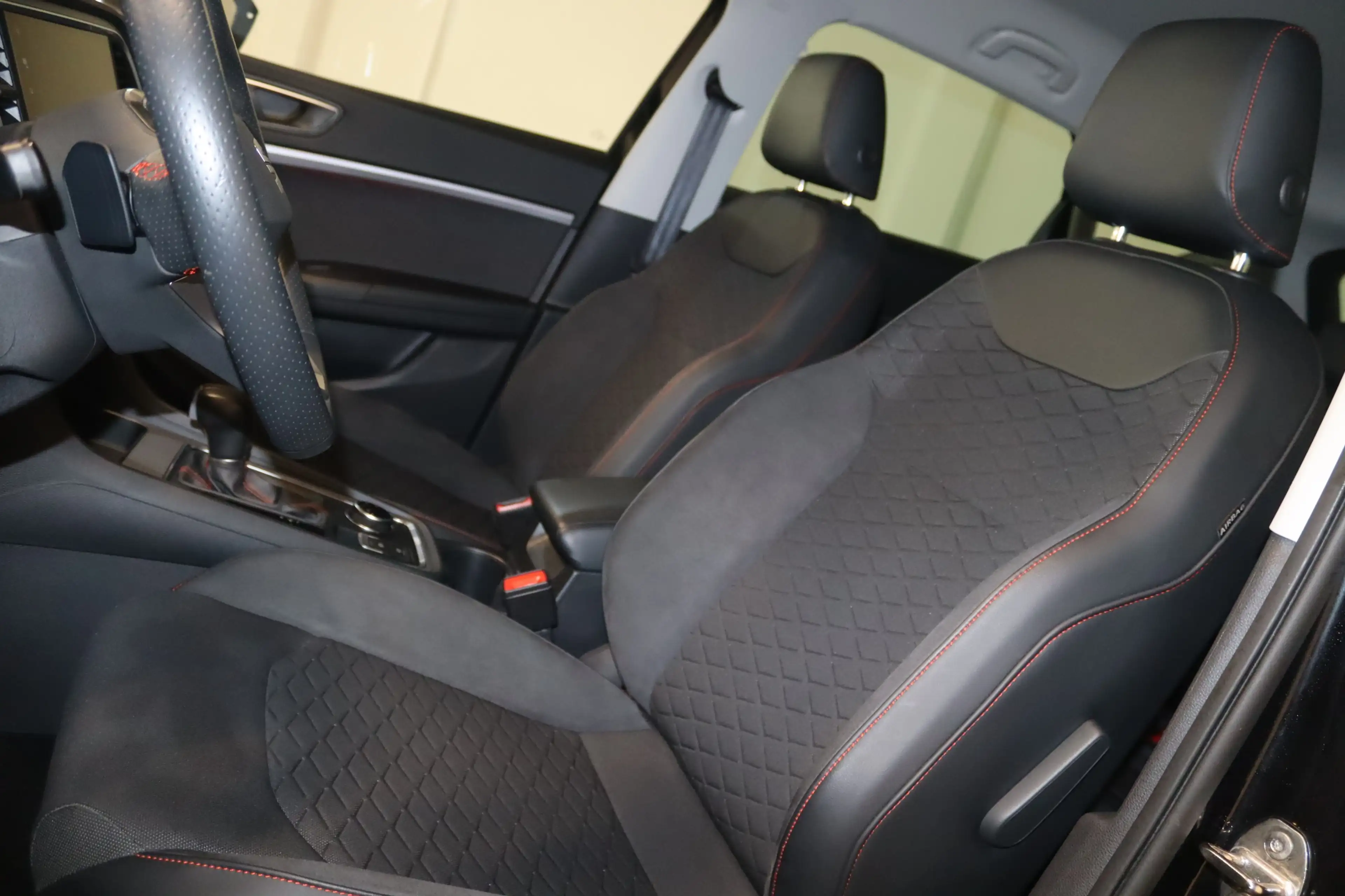 SEAT Ateca 1.5 TSI FR-Virt.-Navi-Kamera-LED-SHZ-KESSY — photo 8