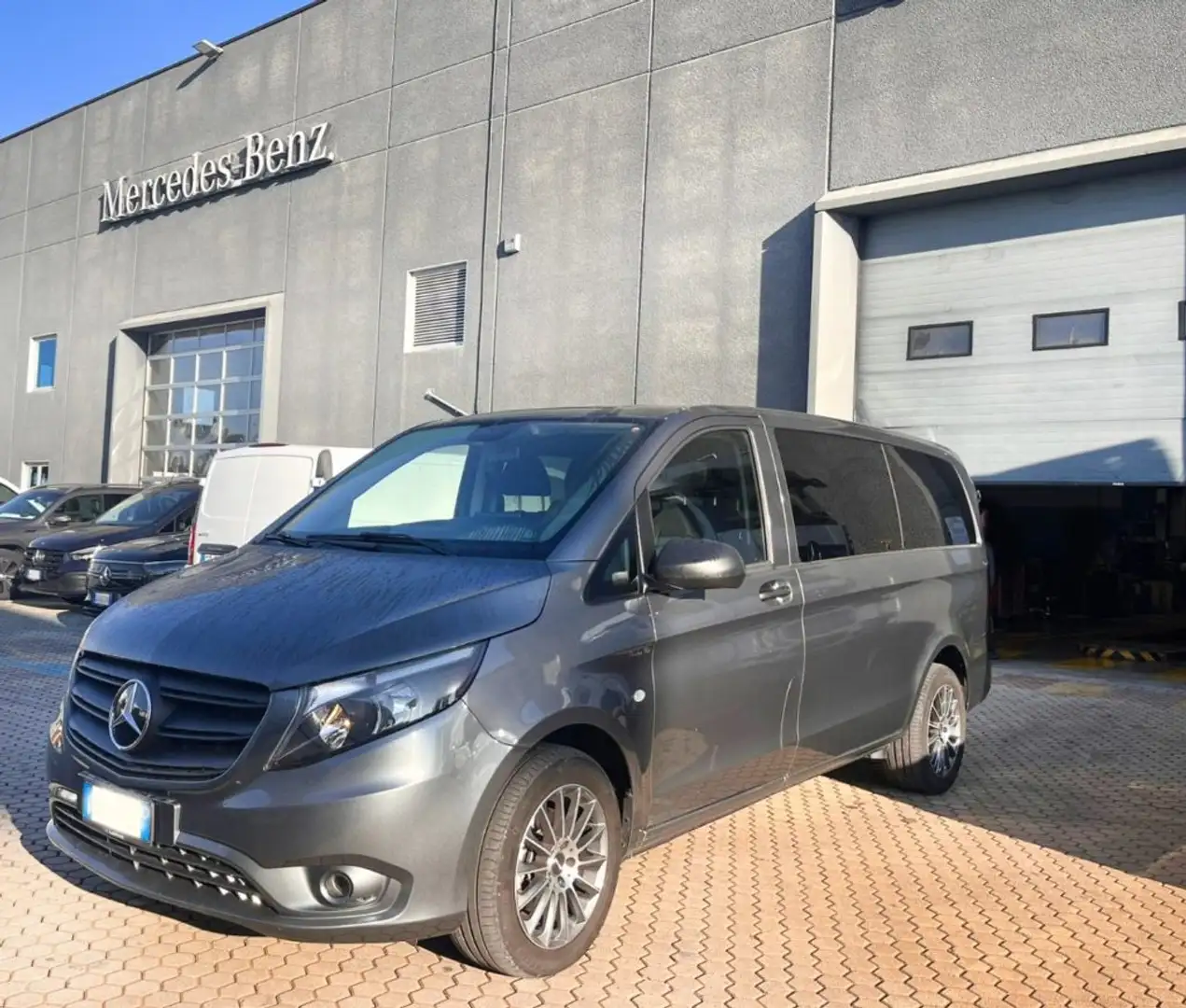 Mercedes-Benz Vito 114 Mixto Long Grigio - 1