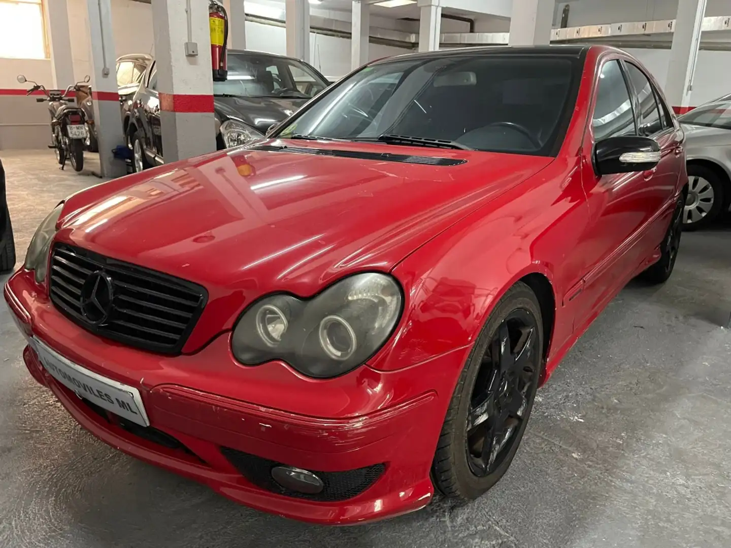 Mercedes-Benz C 180 K Elegance Rojo - 1