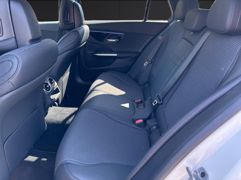 Mercedes-Benz C 200 d T-Modell Avantgarde*AHV*Totwinkel — photo 13