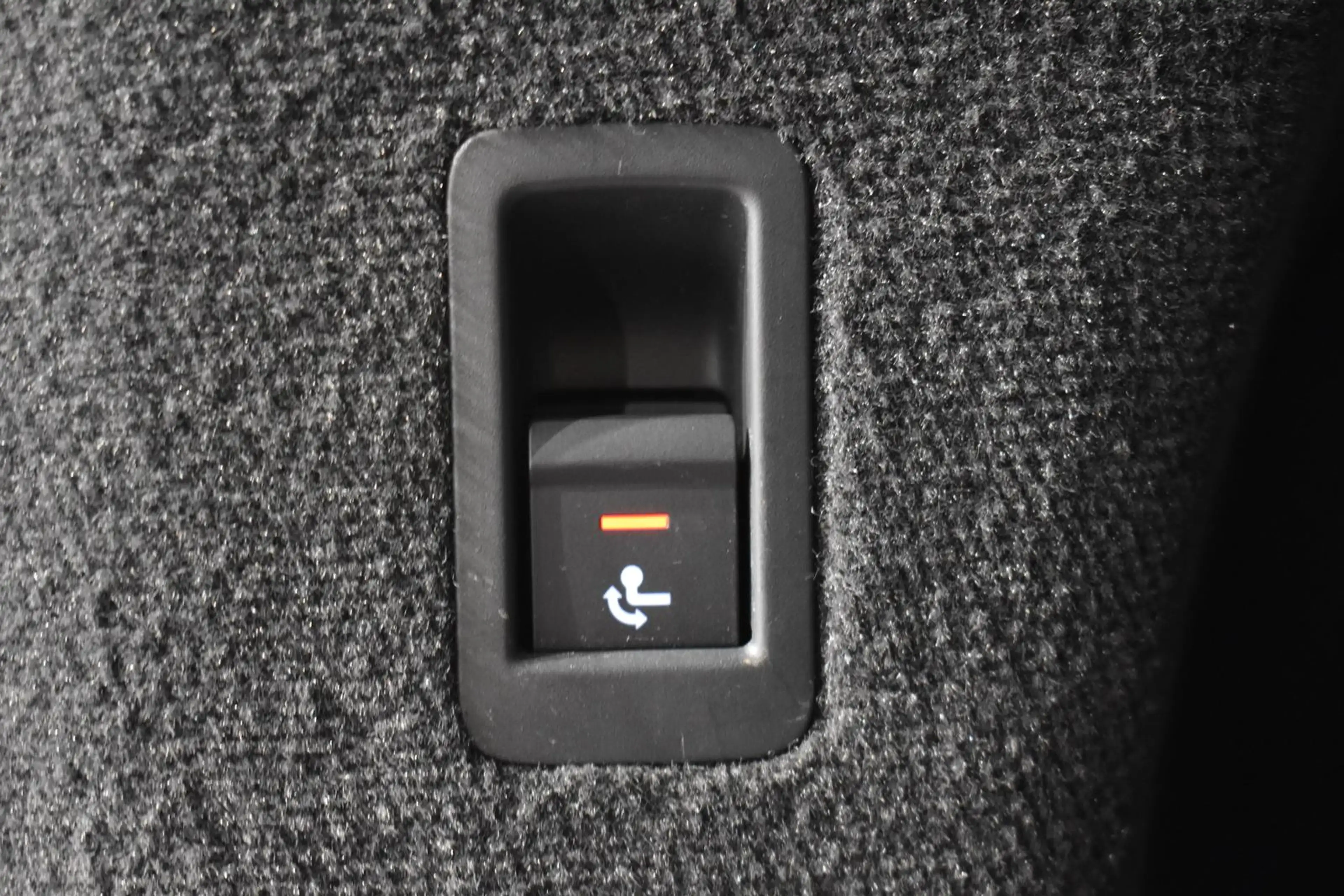 Audi A6 allroad 40 TDI QUATTRO PANO HUD ACC KEYLESS AHK ALL-BLACK — photo 8