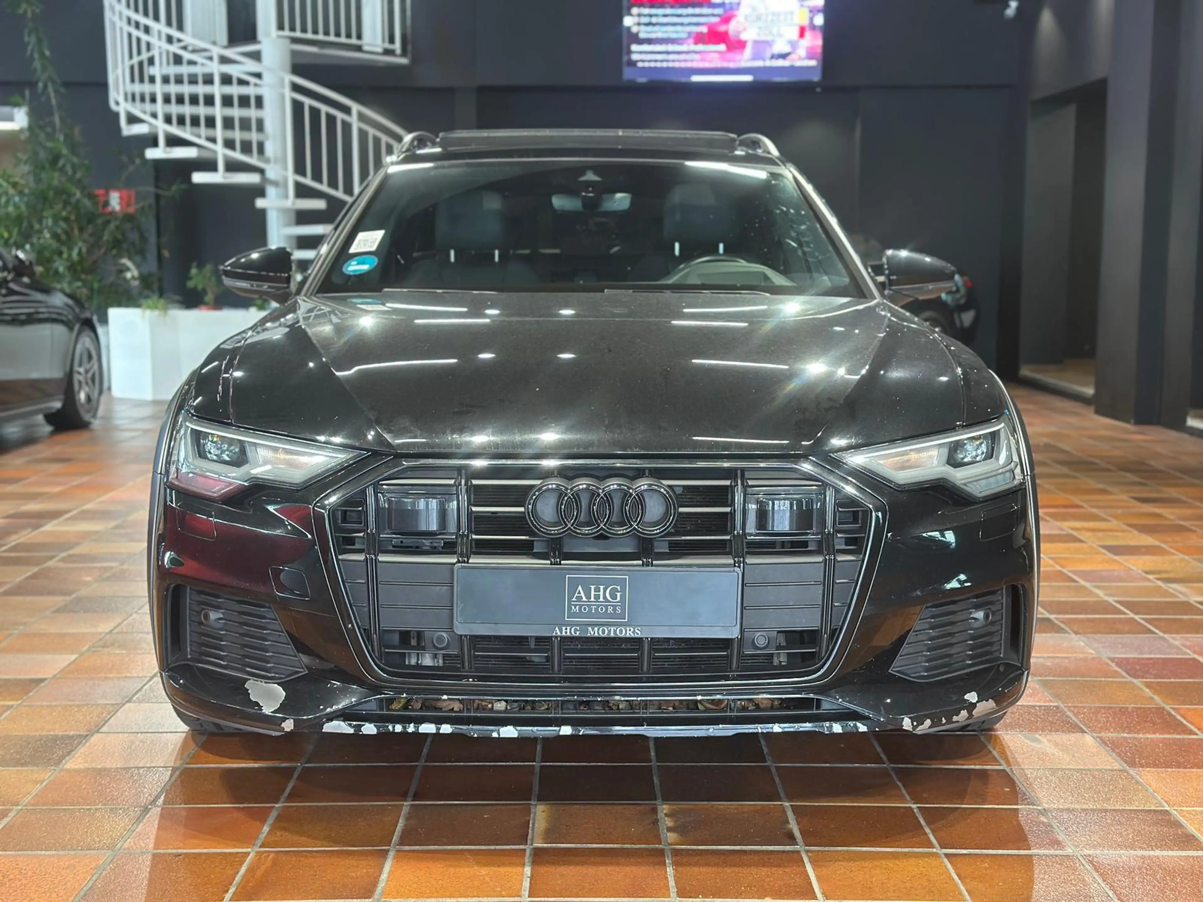 Audi A6 allroad 40 TDI QUATTRO PANO HUD ACC KEYLESS AHK ALL-BLACK — photo 12