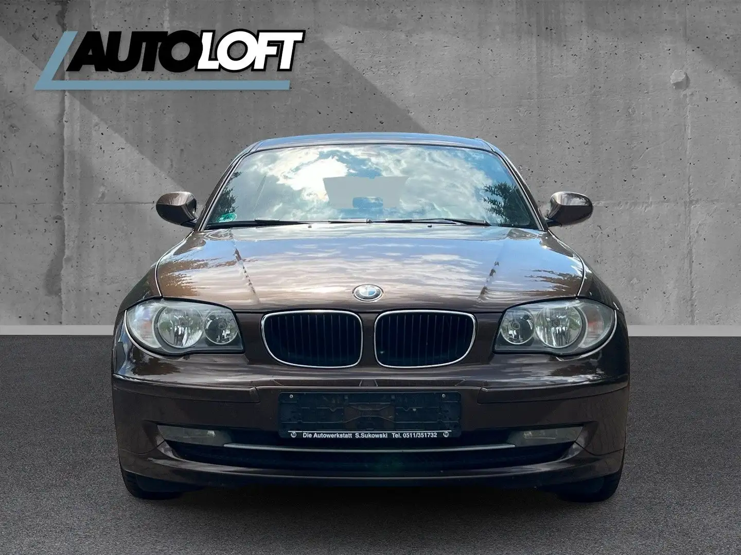 BMW 116 i Klimaaut./3 Hnd./ SHZ / 11.2025 TÜV Braun - 2