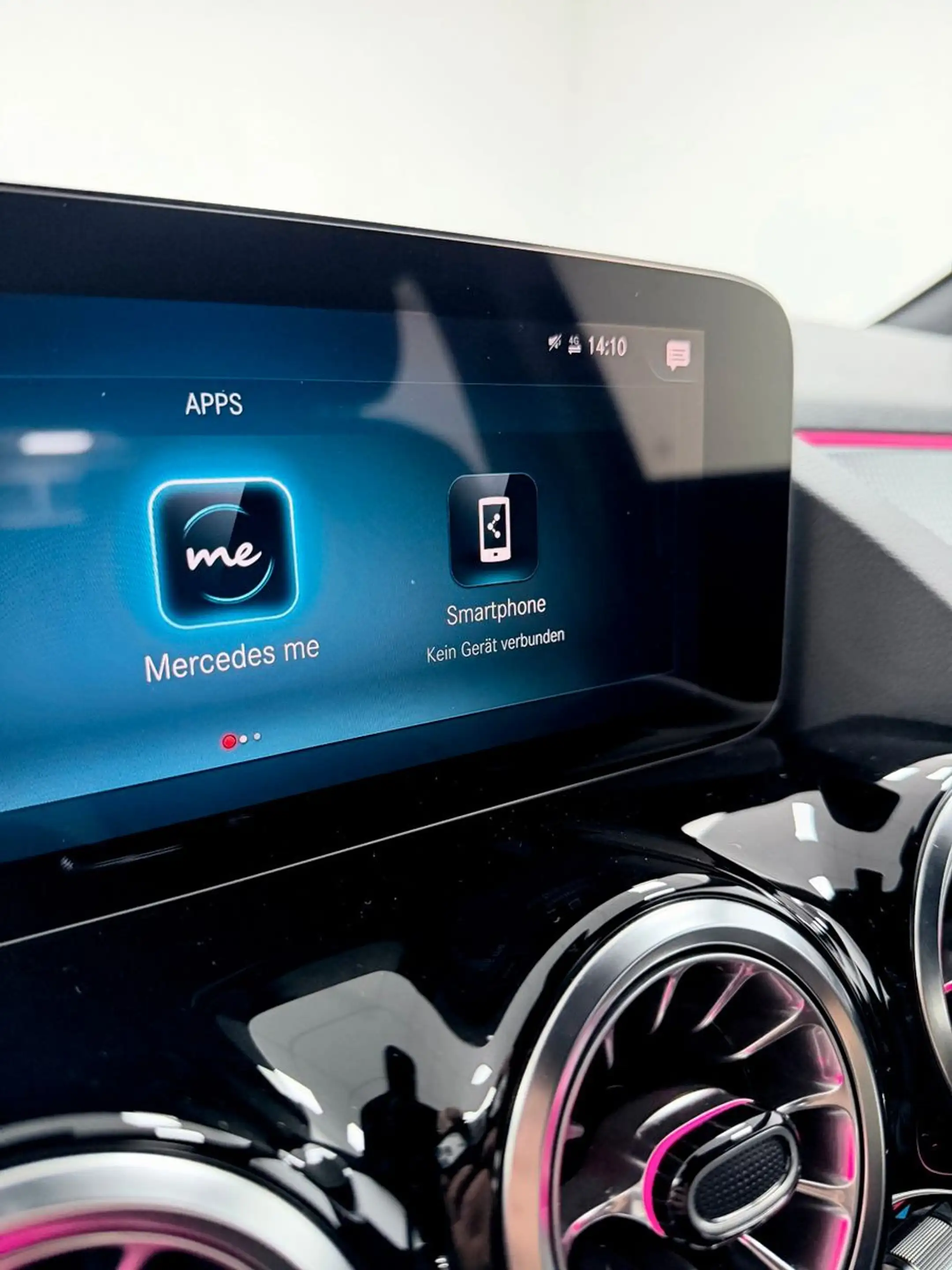 Mercedes-Benz EQA 300 4Matic-Progressive- LED-KAM-AMB-MBUX — photo 27