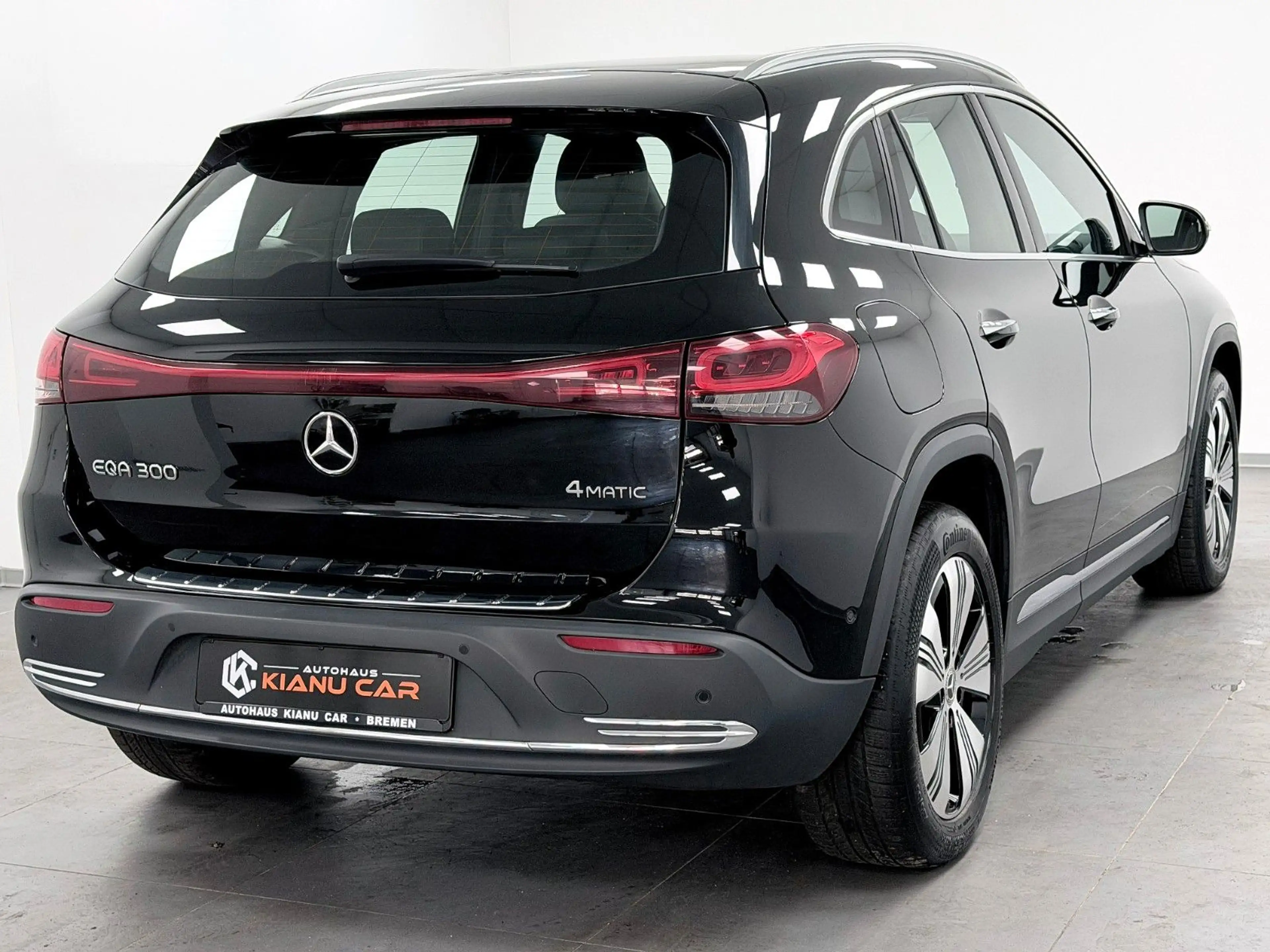 Mercedes-Benz EQA 300 4Matic-Progressive- LED-KAM-AMB-MBUX — photo 34