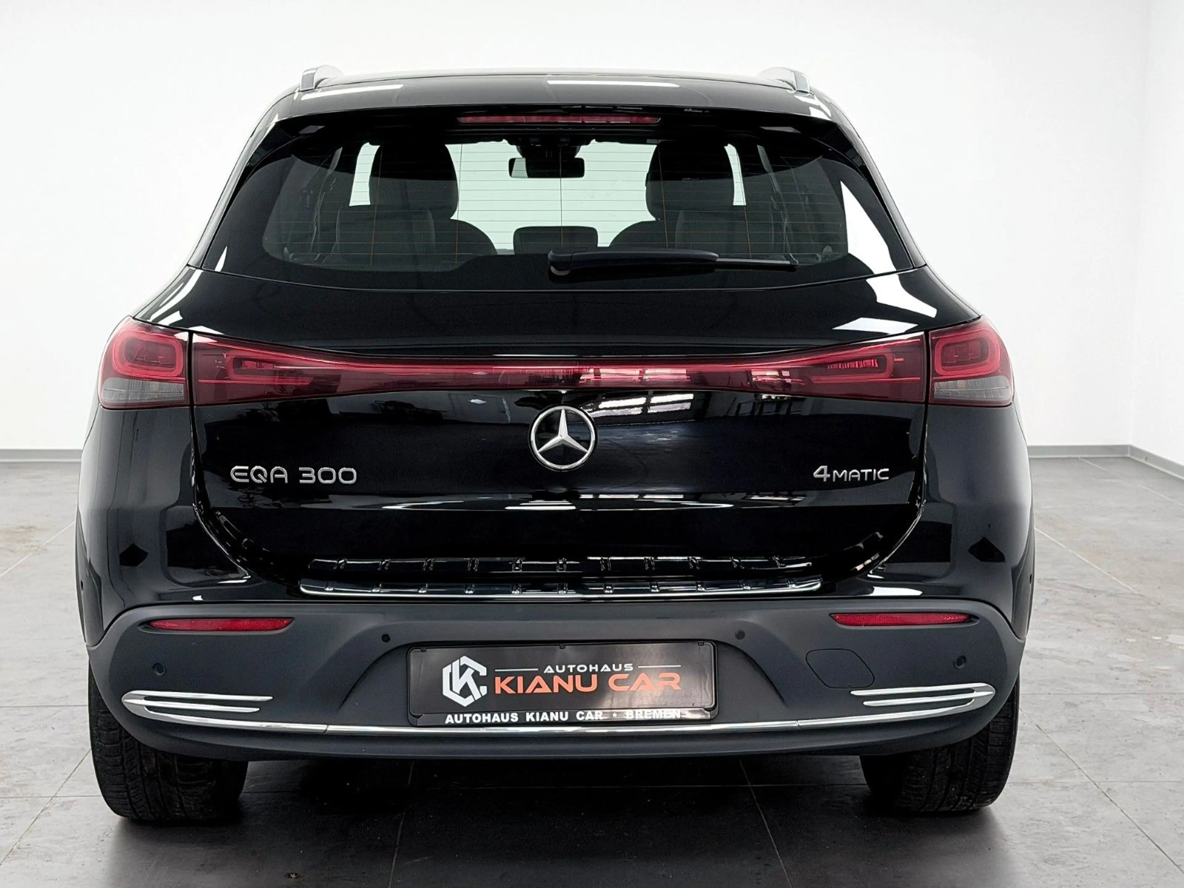 Mercedes-Benz EQA 300 4Matic-Progressive- LED-KAM-AMB-MBUX — photo 35
