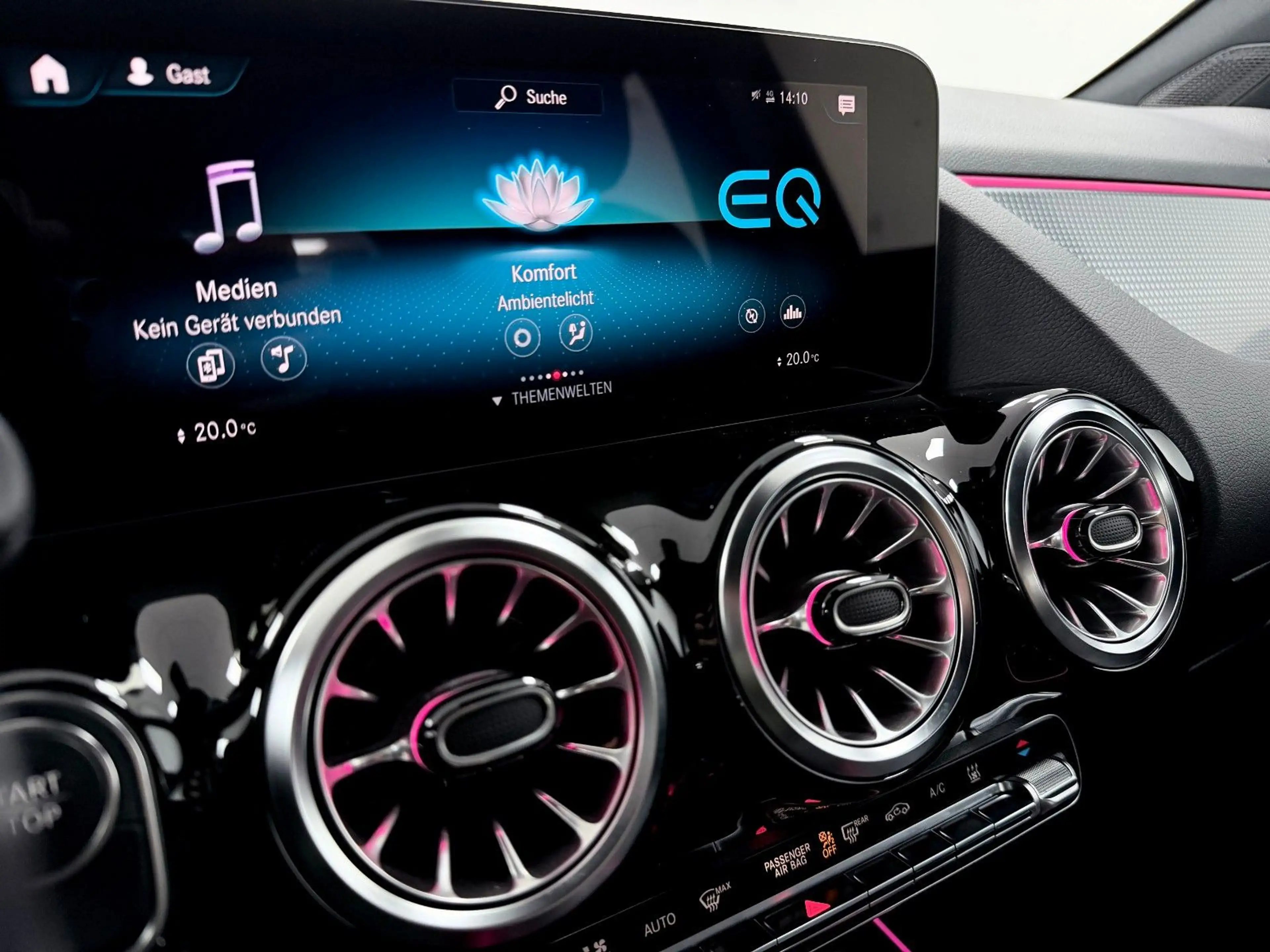 Mercedes-Benz EQA 300 4Matic-Progressive- LED-KAM-AMB-MBUX — photo 26