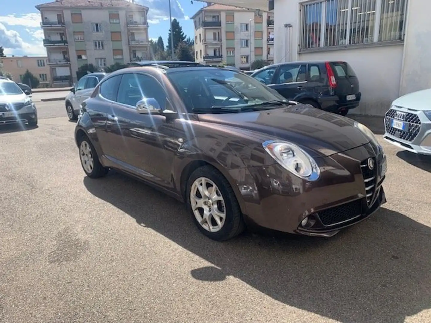 Alfa Romeo MiTo MiTo 2008 1.4 m.air Distinctive s NEOPATENTATI Коричневий - 2