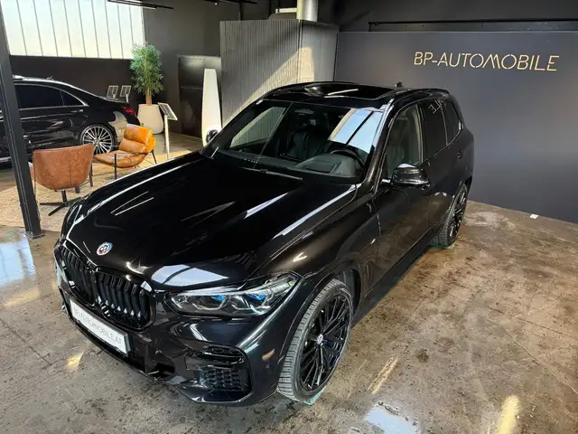 BMW X5 xDrive 30d // M-PAKET // Ansicht 5