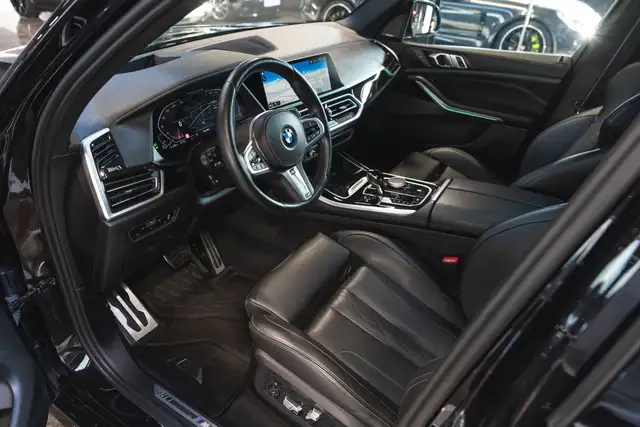 BMW X5 view 15