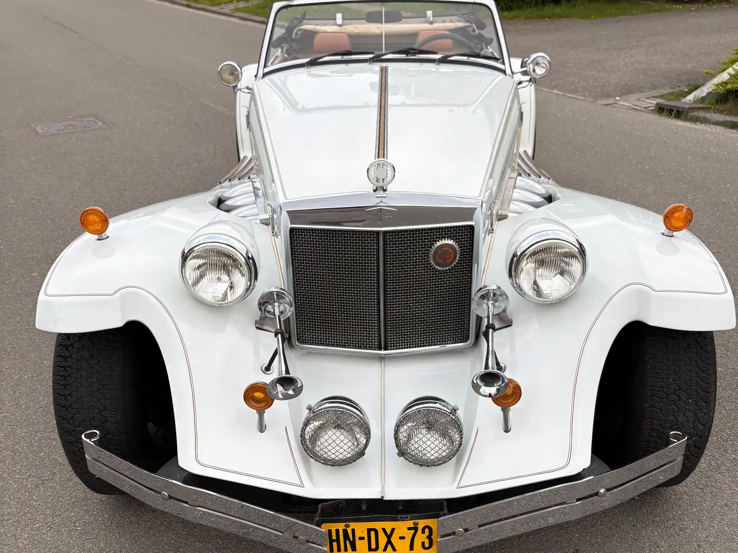 Oldtimer Clenet Roadster Series 1   Nummer 41/250 Weiß - 2