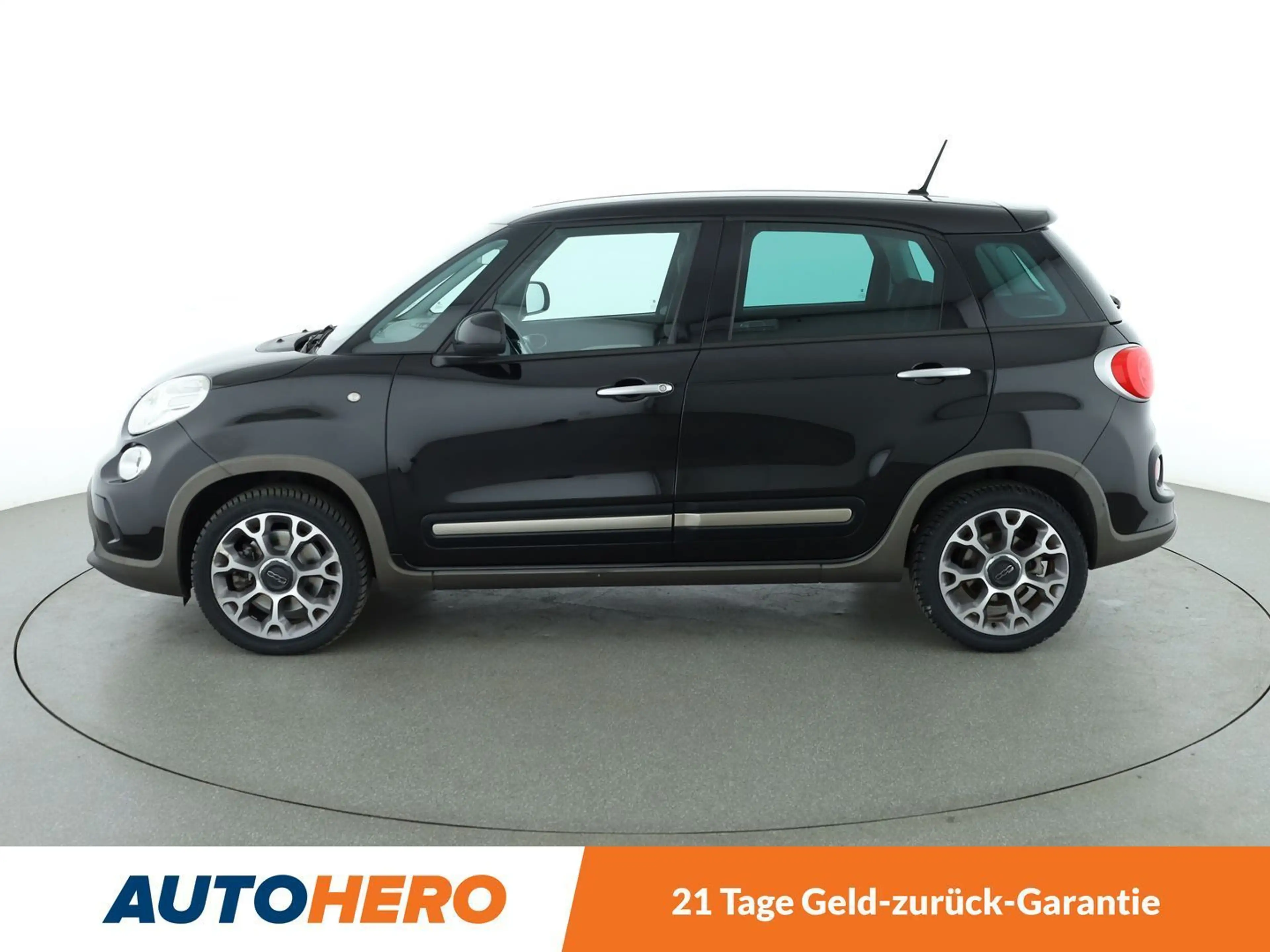 Fiat 500L 1.4 Turbo Trekking*NAVI*TEMPO*PDC*ALU*LIM* — photo 3