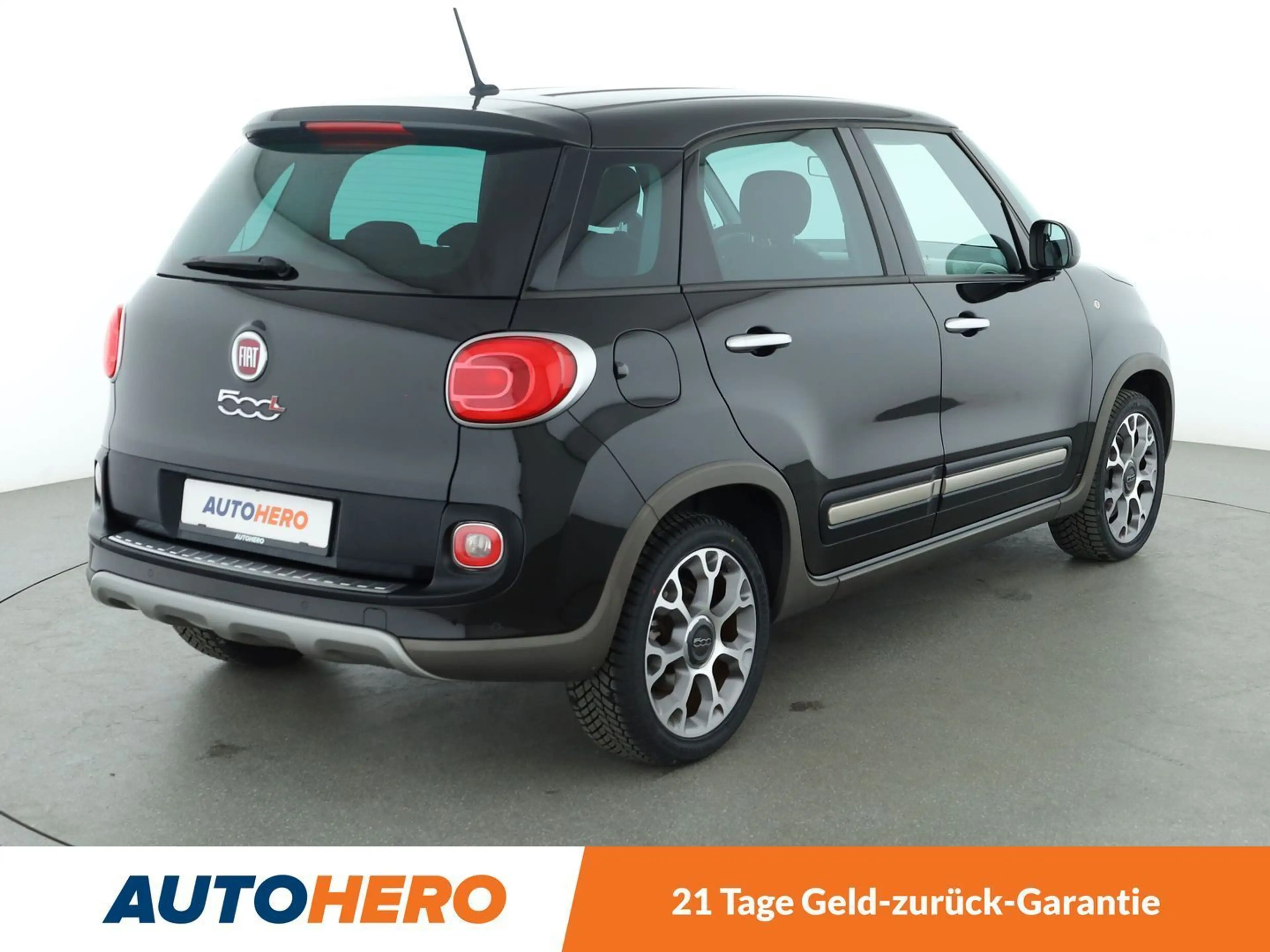 Fiat 500L 1.4 Turbo Trekking*NAVI*TEMPO*PDC*ALU*LIM* — photo 6