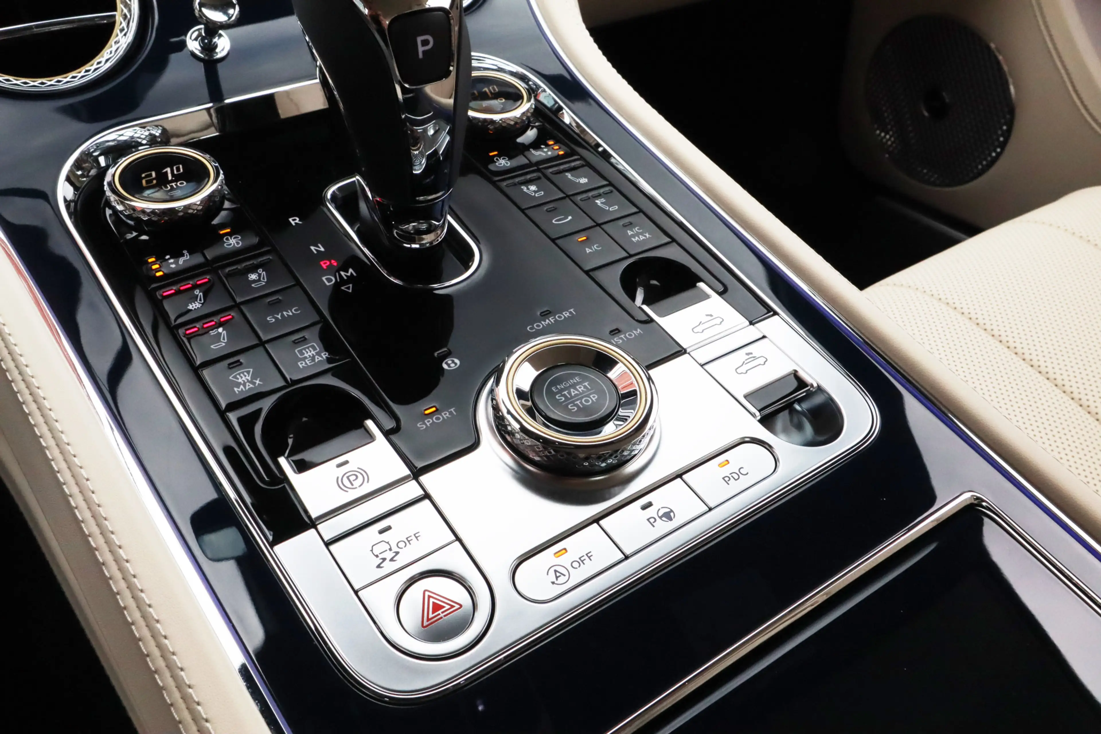 Bentley Continental GTC 4.0 V8 Azure | Mulliner, Naim Audio, Massage, Nach — photo 35