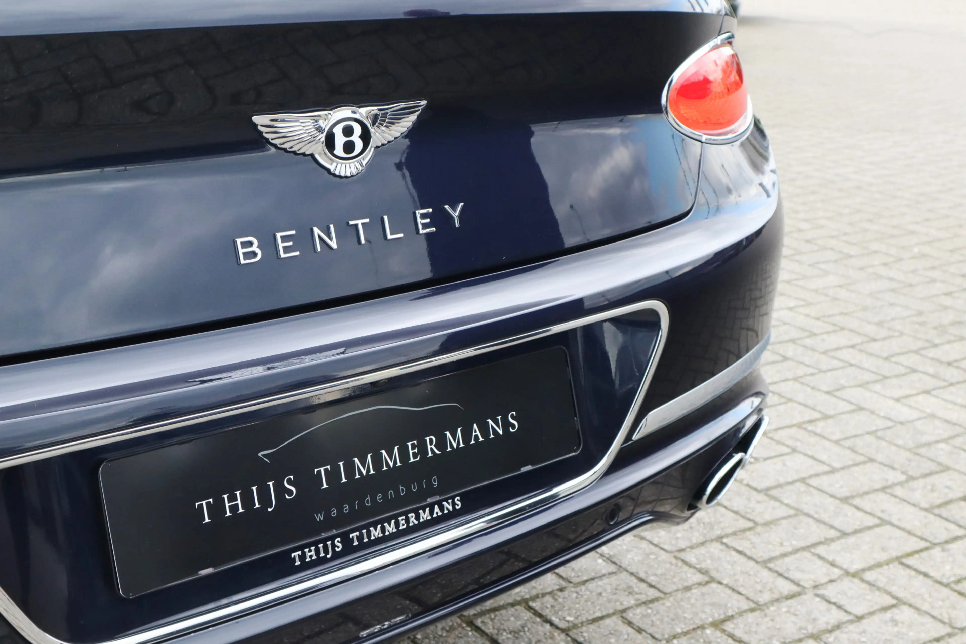 Bentley Continental GTC 4.0 V8 Azure | Mulliner, Naim Audio, Massage, Nach — photo 10