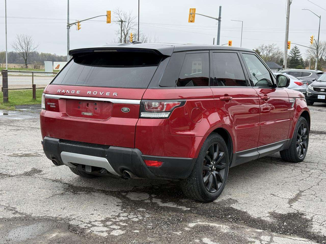 2014 Land Rover Range Rover Sport HSE alt 3