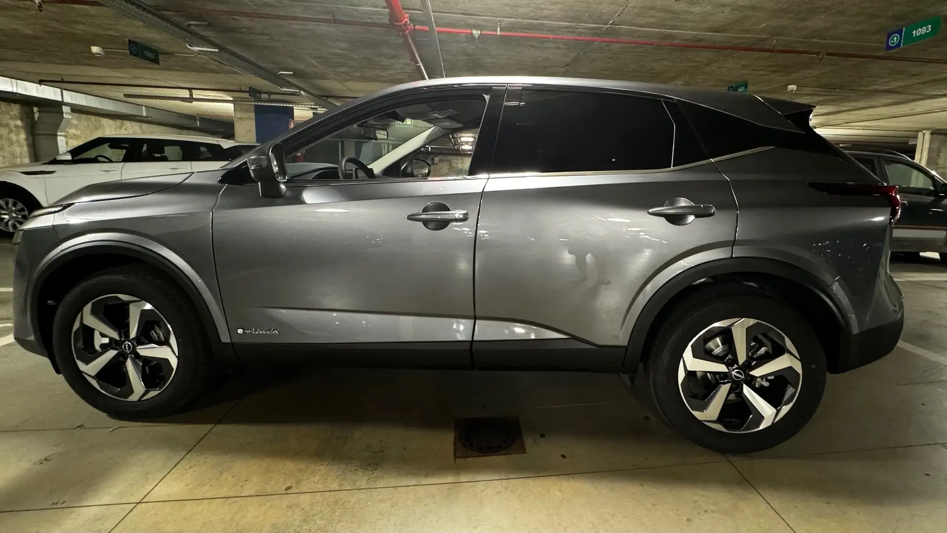 Nissan Qashqai E-power Dark Metal Grey 2024  (190cv) Grigio - 1
