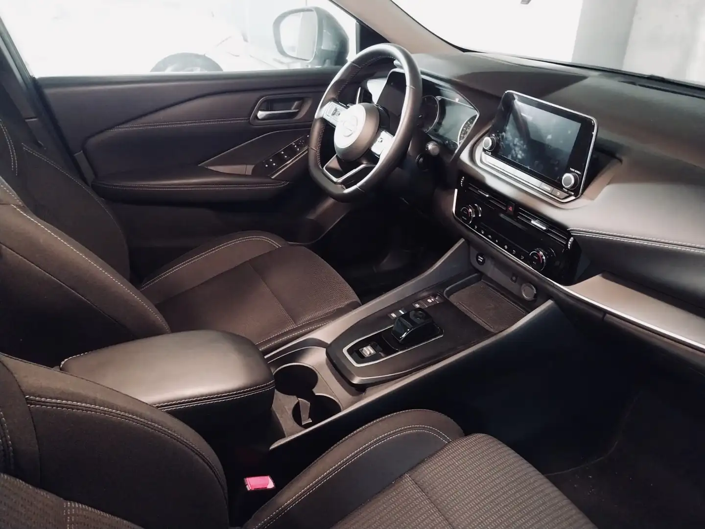 Nissan Qashqai E-power Dark Metal Grey 2024  (190cv) Grigio - 2